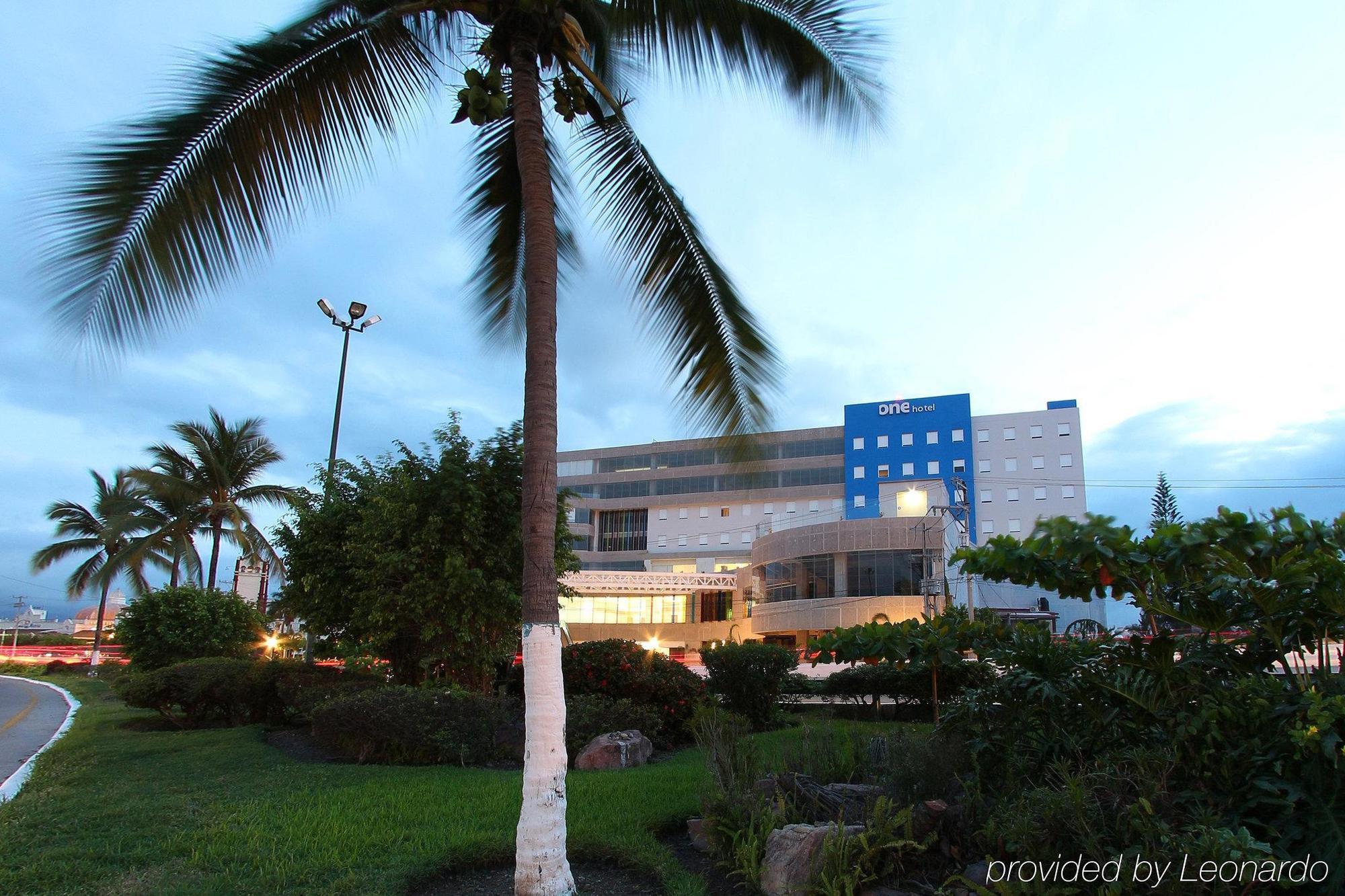 Hotel One Puerto Vallarta Aeropuerto Exteriér fotografie