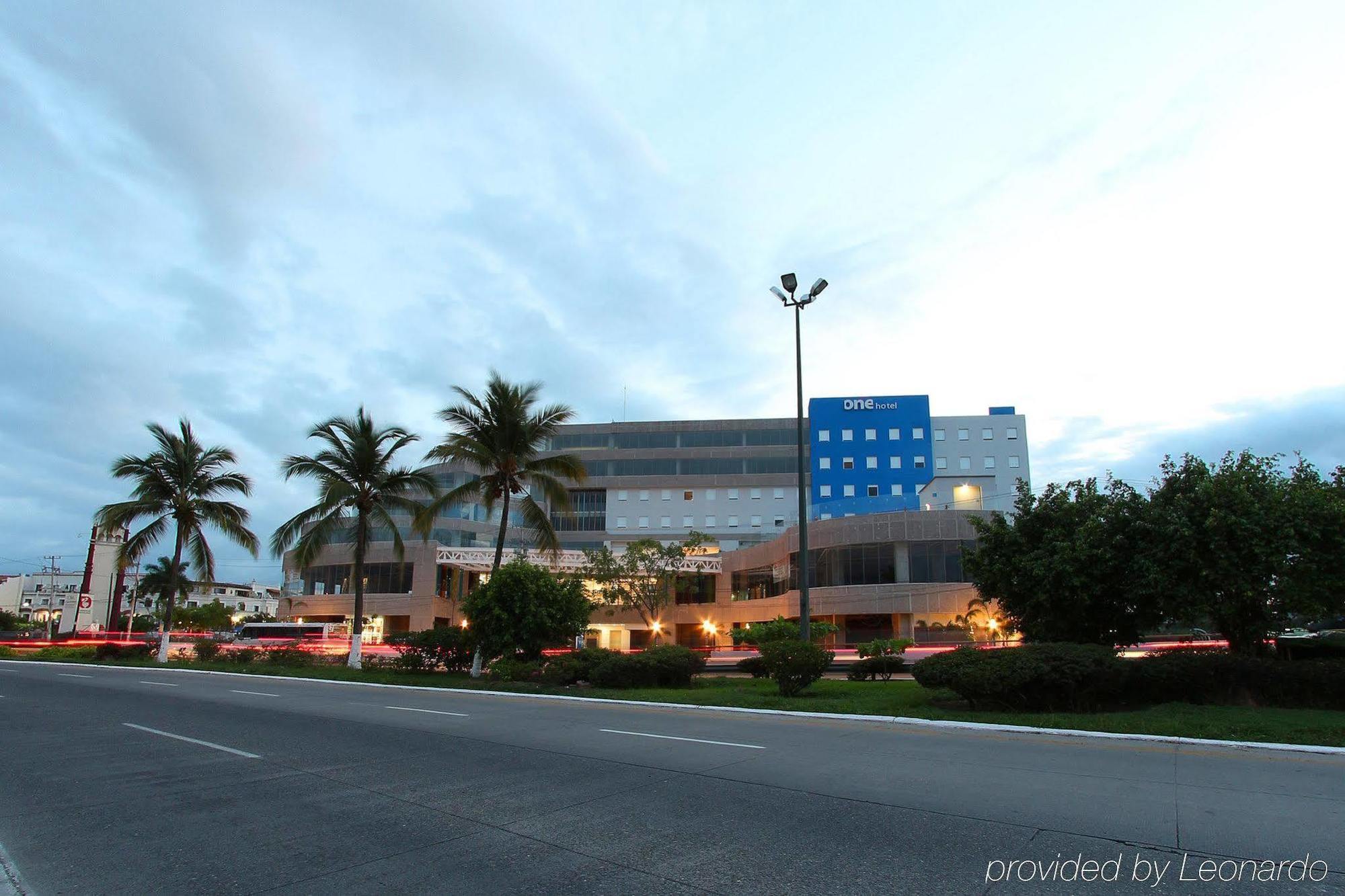 Hotel One Puerto Vallarta Aeropuerto Exteriér fotografie